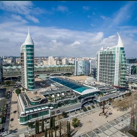 Проживання в сім'ї Perto Aeroporto 4 *